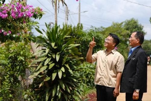 Xây dựng cộng đồng vững mạnh từ niềm tin vào Đảng