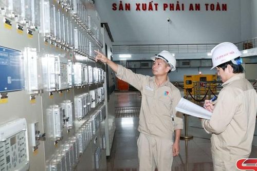 Quyết tâm thực hiện tăng trưởng 8%