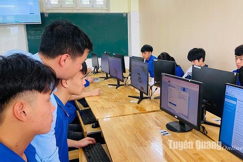 Tăng tốc chuẩn bị cho Kỳ thi tốt nghiệp THPT 2025