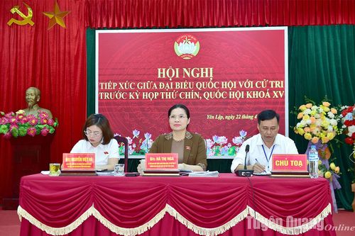 Đồng chí Bí thư Tỉnh ủy Hà Thị Nga tiếp xúc cử tri xã Yên Lập