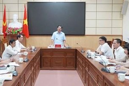 Đảm bảo kinh phí và nâng cao chất lượng y tế cơ sở