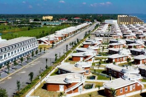 Các khu du lịch biển Hà Tĩnh tất bật chỉnh trang hạ tầng sẵn sàng đón khách