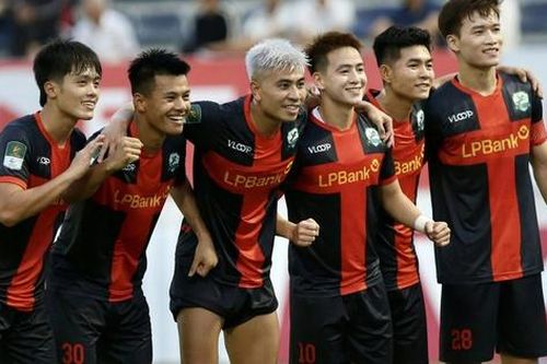CLB Việt Nam đứng trước cơ hội đi vào lịch sử bóng đá thế giới