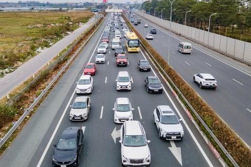 Hà Nội: Dịp nghỉ lễ 30/4, người dân đi lại thế nào cho thuận tiện?