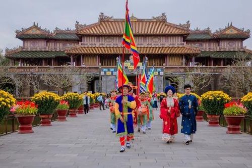 Huế: Phát triển du lịch di sản gắn với công trình xanh và giao thông xanh