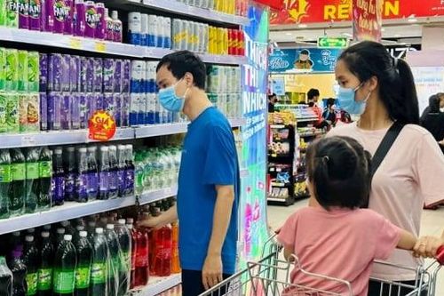 Chuyên gia kiến nghị chưa áp thuế nước giải khát có đường, thúc đẩy tiêu dùng nội địa