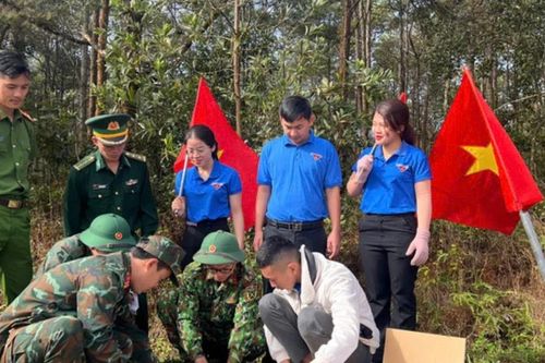 Chủ động ứng phó với thách thức an ninh phi truyền thống tại khu vực biên giới Bài 3: Không gian mạng - mảnh đất màu mỡ tội phạm xuyên biên giới