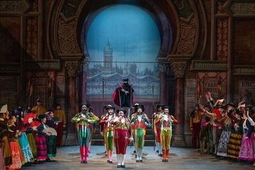 Nghệ sĩ Pháp biểu diễn vở opera Carmen tại Nhà hát Hồ Gươm
