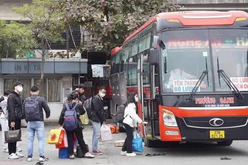 Nhiều tuyến xe khách phía Nam hết vé cận nghỉ lễ