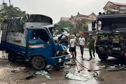 Tai nạn nghiệm trọng vì sử dụng điện thoại lúc lái xe