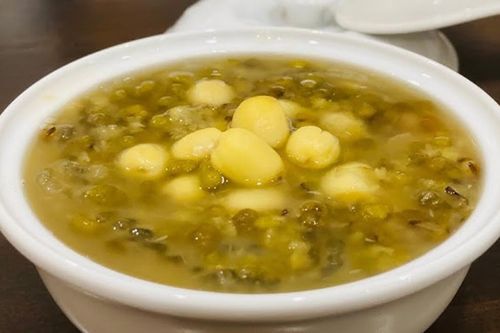 Đậu xanh nấu hạt sen mát gan, giải nhiệt ngày hè
