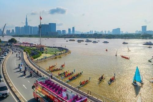 Ứng dụng công nghệ quảng bá du lịch thành phố Hồ Chí Minh