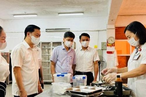 Đoàn kiểm tra liên ngành thành phố kiểm tra công tác an toàn thực phẩm tại quận Ba Đình