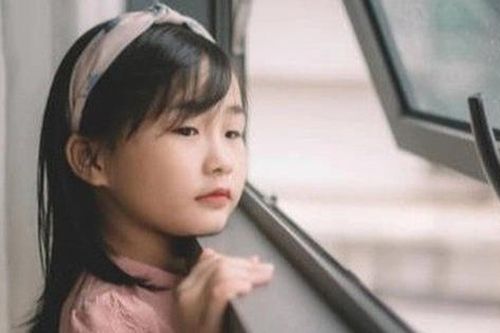 3 hành vi ở trẻ là biểu hiện của sự thiếu tình thương nhưng nhiều bố mẹ lại tự hào cho đó là EQ cao