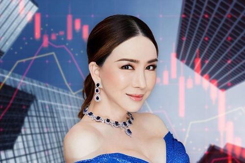 Nữ tỷ phú chuyển giới bị cấm giữ chức CEO 56 tháng