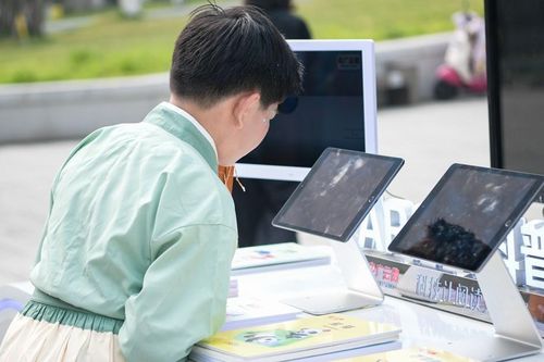 Khi AI biến đọc sách thành trải nghiệm thú vị