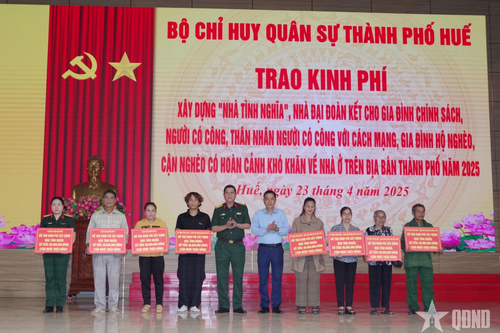 Bộ CHQS TP Huế: Hỗ trợ xây dựng 18 nhà tình nghĩa, nhà đại đoàn kết
