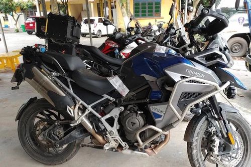 Hoãn phiên tòa xét xử 3 cựu cán bộ CSGT trong vụ làm giả hồ sơ xe phân khối lớn