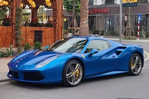 Ferrari 488 Spider hơn 10 tỷ 'siêu lướt' của đại gia Việt rao bán
