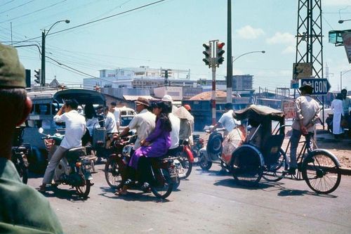 Ảnh cực sống động về Sài Gòn 1971-1972 của phó nháy Mỹ