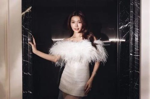 Á hậu Quỳnh Châu xin lỗi sau phát ngôn dễ gây hiểu lầm dịp Đại lễ