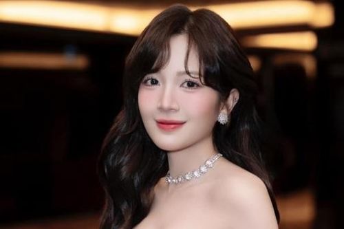 Nhan sắc trẻ trung của diễn viên Ngọc Huyền