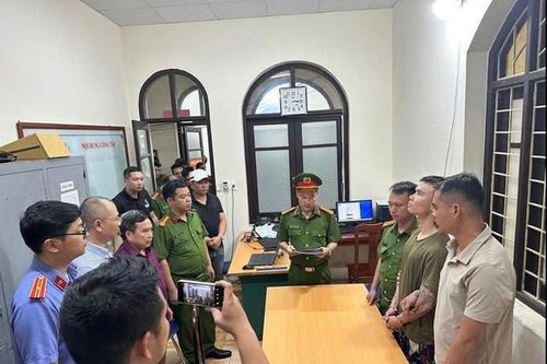 Bắt đối tượng ngáo đá gây rối trật tự công cộng
