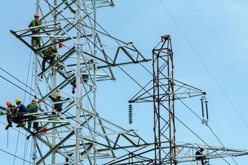 Bộ trưởng Công Thương chịu trách nhiệm toàn diện về cung ứng điện
