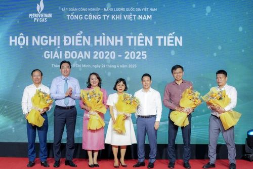 PV GAS tuyên dương điển hình tiên tiến và phát động thi đua giai đoạn 2025 – 2030