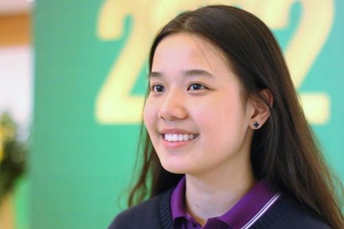 Nữ sinh trúng tuyển đại học khai phóng hàng đầu Mỹ với học bổng 8,6 tỷ đồng