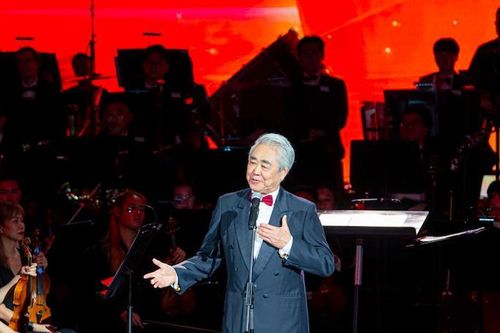 3 NSND Quang Thọ, Trung Đức và Thu Hiền lại chung sân khấu dịp đặc biệt