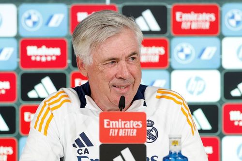 Ancelotti không lo mất ghế ở Real Madrid: Người cha từ chối roi vọt