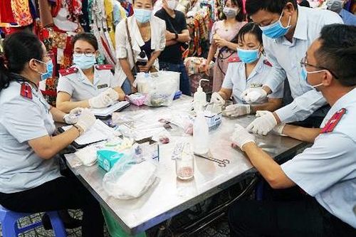 TP HCM kiểm tra hàng loạt cơ sở, doanh nghiệp chế biến, kinh doanh sữa