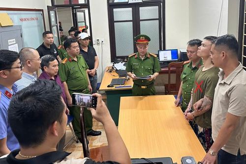 Bắt đối tượng có tiền sử 'ngáo đá' vô cớ liên tiếp đánh người đi đường