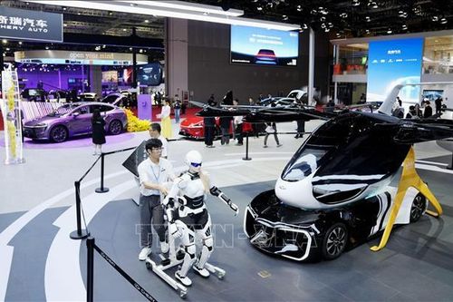 Triển lãm ô tô Thượng Hải 2025: 'Đấu trường' rực lửa của kỷ nguyên xe điện