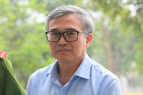 Cựu Thứ trưởng Bộ Công Thương mắc chứng ngừng thở khi ngủ, xin được giảm án