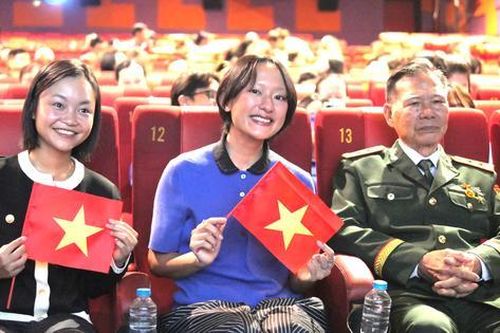 'Địa đạo' thắp lửa ký ức hào hùng và truyền cảm hứng cho thế hệ trẻ