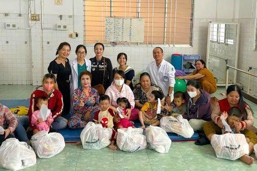 Công tác xã hội trong bệnh viện