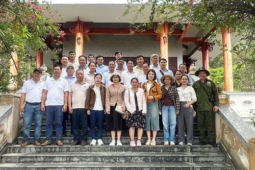Đoàn công tác huyện Khánh Sơn tham quan, học tập tại huyện Tri Tôn