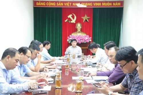 Giám đốc Ban Quản lý dự án đầu tư xây dựng Đồng Nai phải cam kết chịu trách nhiệm trước UBND tỉnh về tiến độ 4 dự án gồm gia cố sông Đồng Nai và chống ngập úng cho 3 dòng suối