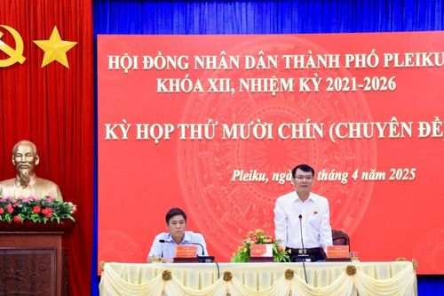 HĐND TP. Pleiku thông qua nghị quyết sắp xếp đơn vị hành chính thành 5 phường, 2 xã