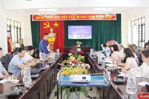 Đại sứ quán Australia tại Việt Nam làm việc với Trường Đại học Tây Bắc