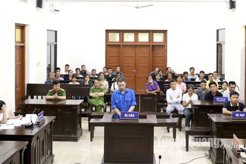 19 năm 6 tháng tù về tội giết người