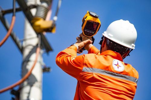 Khách hàng đồng hành cùng điện lực trong quản lý phụ tải