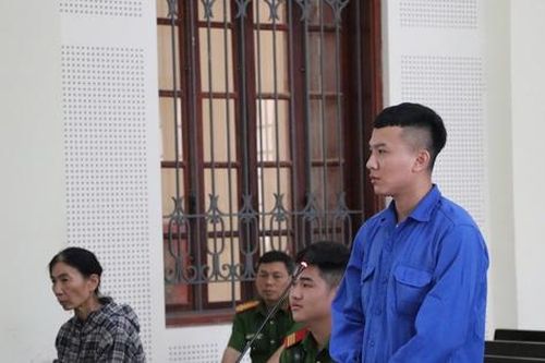 Nghệ An: Đâm bạn tử vong, thanh niên bị phạt 17 năm tù