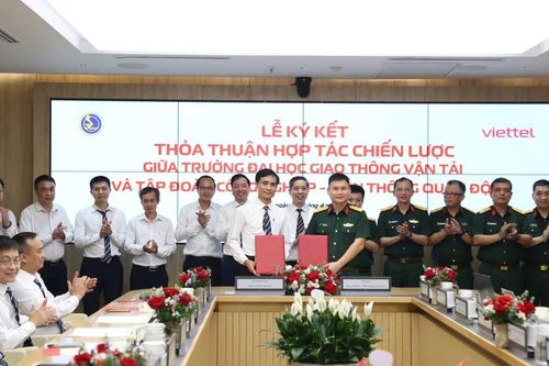 Trường Đại học Giao thông Vận tải và Tập đoàn Viettel ký thỏa thuận hợp tác chiến lược