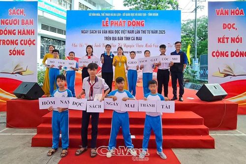 Khơi gợi tình yêu với sách