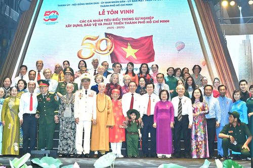 Tôn vinh 60 cá nhân tiêu biểu trong sự nghiệp xây dựng, phát triển TP.HCM
