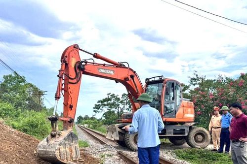 Hà Tĩnh: Xóa bỏ hàng chục đường ngang dân sinh tự mở qua đường sắt