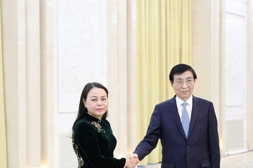 Phó Chủ tịch - Tổng Thư ký Nguyễn Thị Thu Hà hội kiến Chủ tịch Chính hiệp toàn quốc Trung Quốc Vương Hộ Ninh